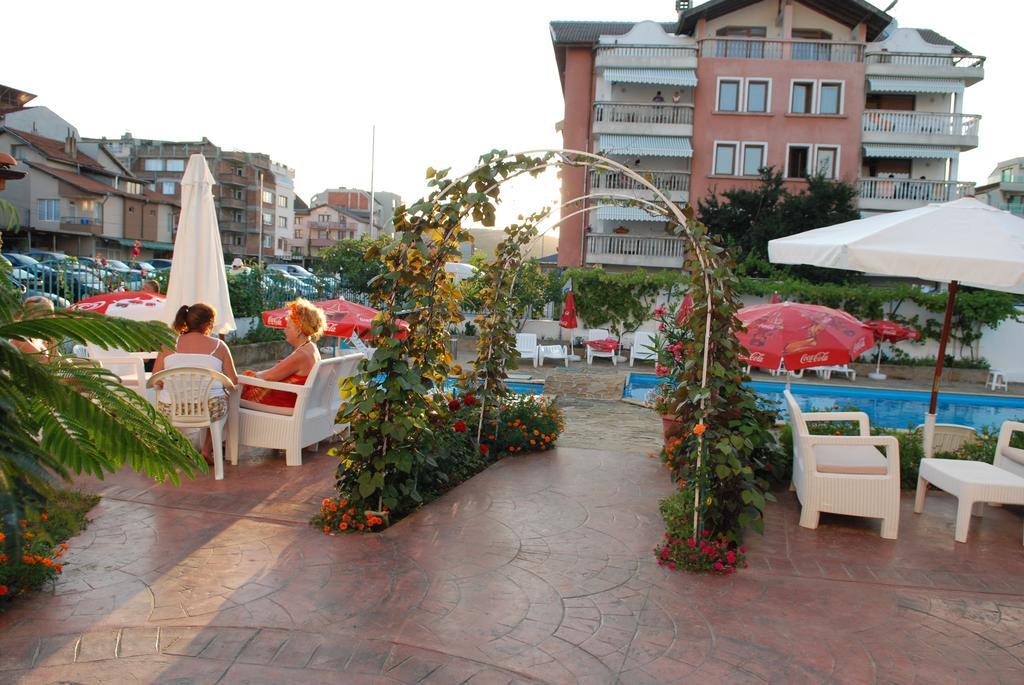 Alba Family Club Hotel بريمورسكو المظهر الخارجي الصورة